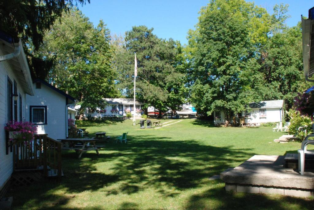 Bayfield River Cottage Colony Inc Bluewater 外观 照片
